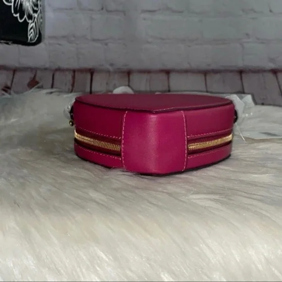 Coach HEART Shaped Xbody/Card Case 2pc Set - Picture 6 of 9